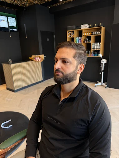 Barber van FreshAgain Barbers in de shop